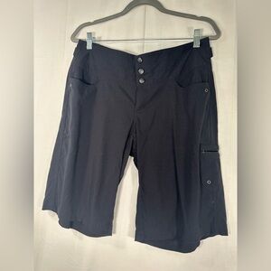 Rare Glossy lips lululemon shorts. 18” waistband